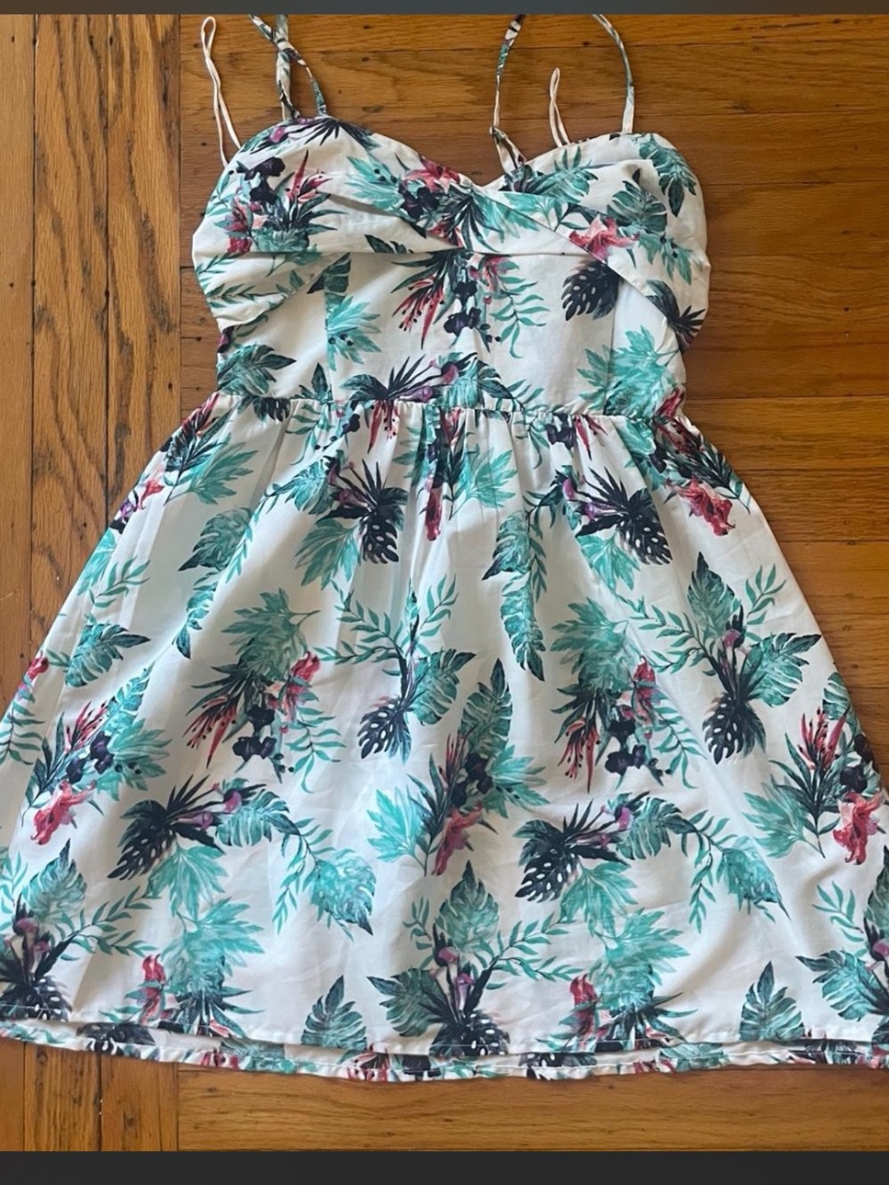 Tropical Print White Sundress with Leaf Pattern